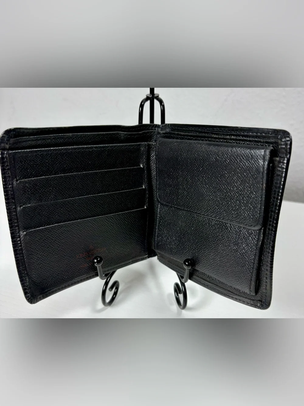 Louis Vuitton Epi Leather Bi Fold Wallet